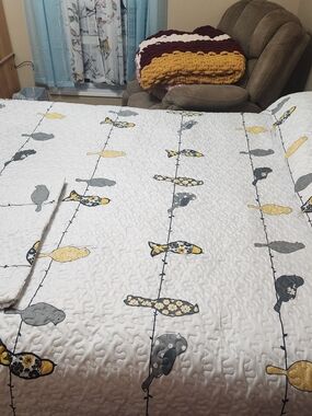 King Size Quilt Set With Birds. Bramd New.